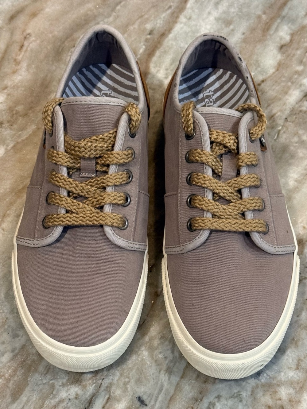 Women’s TAOS Super Soul sneakers- grey/whiskey. Size 7.5 - Picture 4 of 9